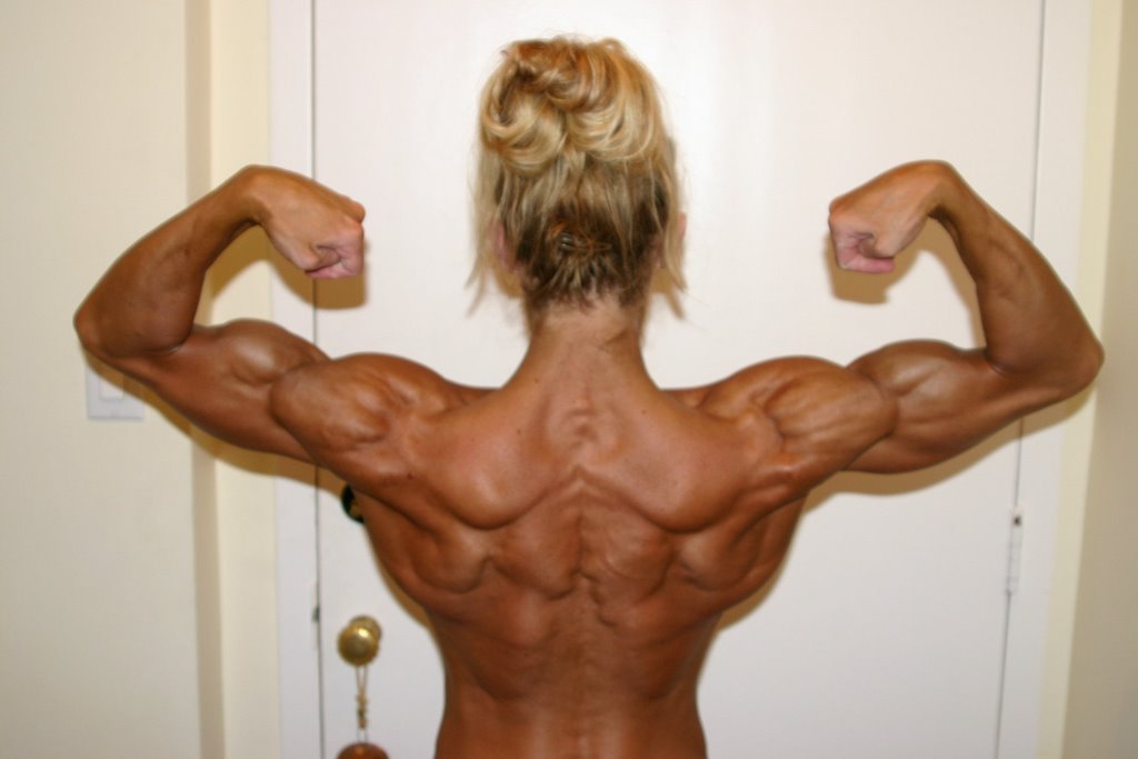 Bodybuilderin Jung Zierlicher Partnertausch